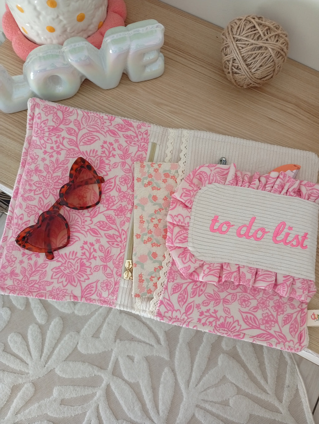 Organise ta journée | Beige - Fleurs Rose