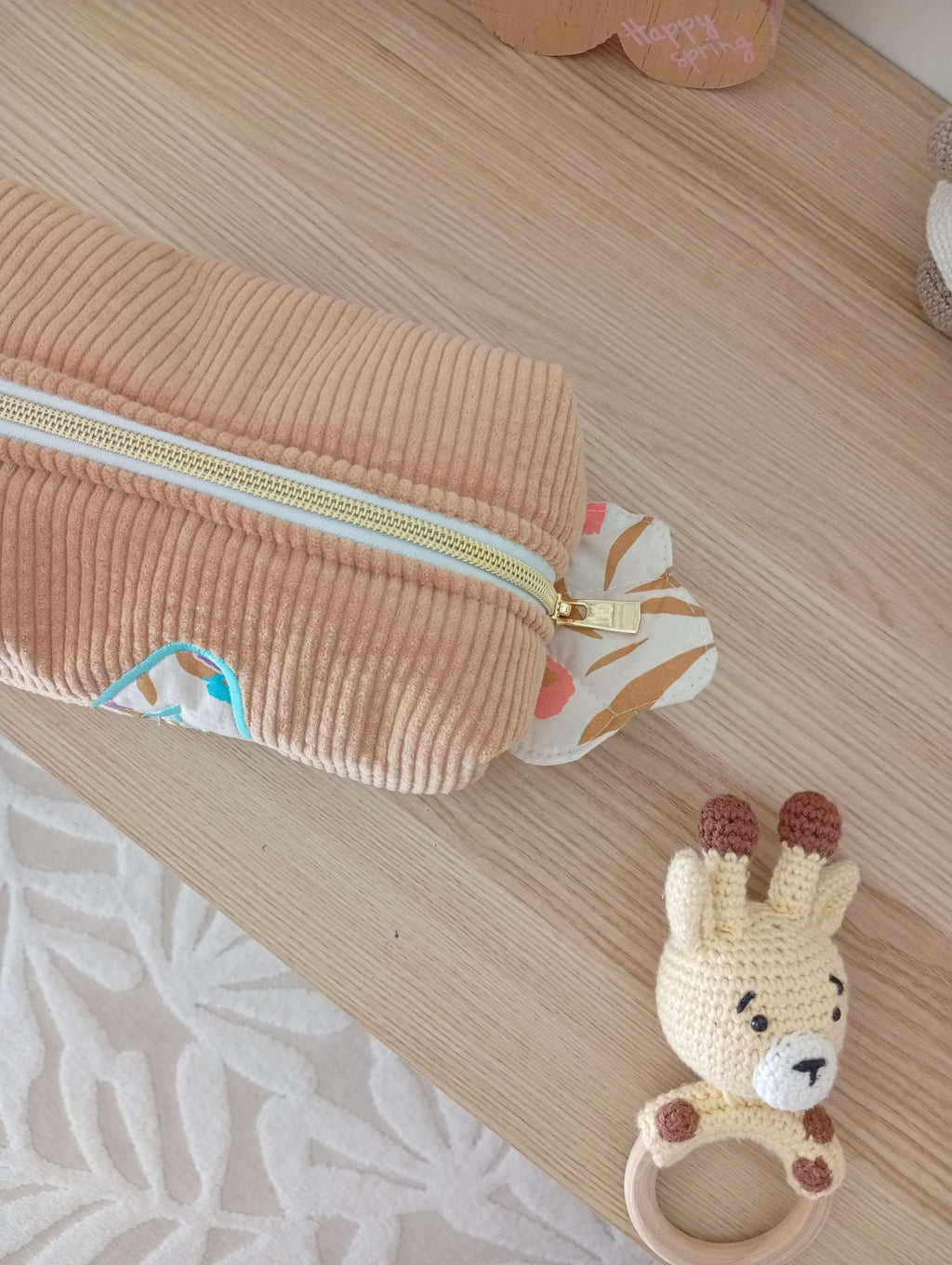 Mini trousse Coquillage Lettre Camel | Multi Fleurs