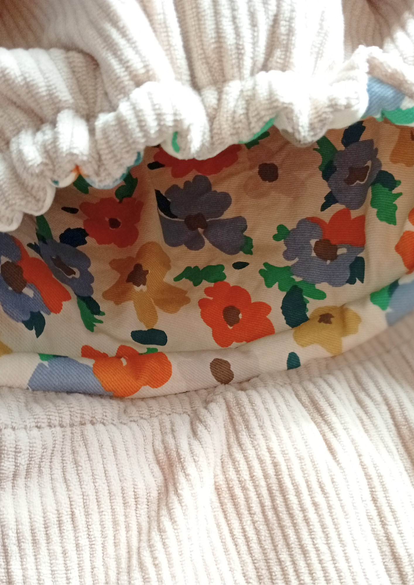 Broderie fixe Lama Beige